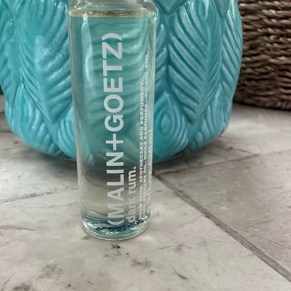 🥃 MALIN+GOETZ dark rum perfume oil 0.3 fl oz, NEW - Picture 4 of 4